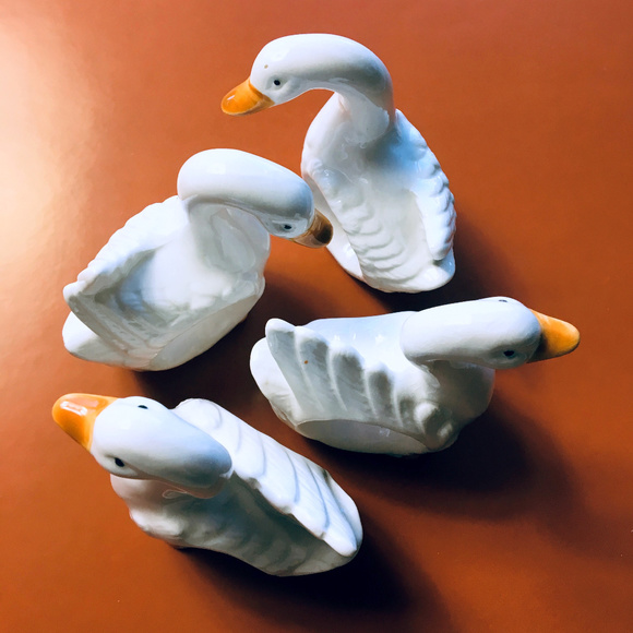 4 Vintage New Duck / Geese Napkin Ring Holders - Picture 5 of 6